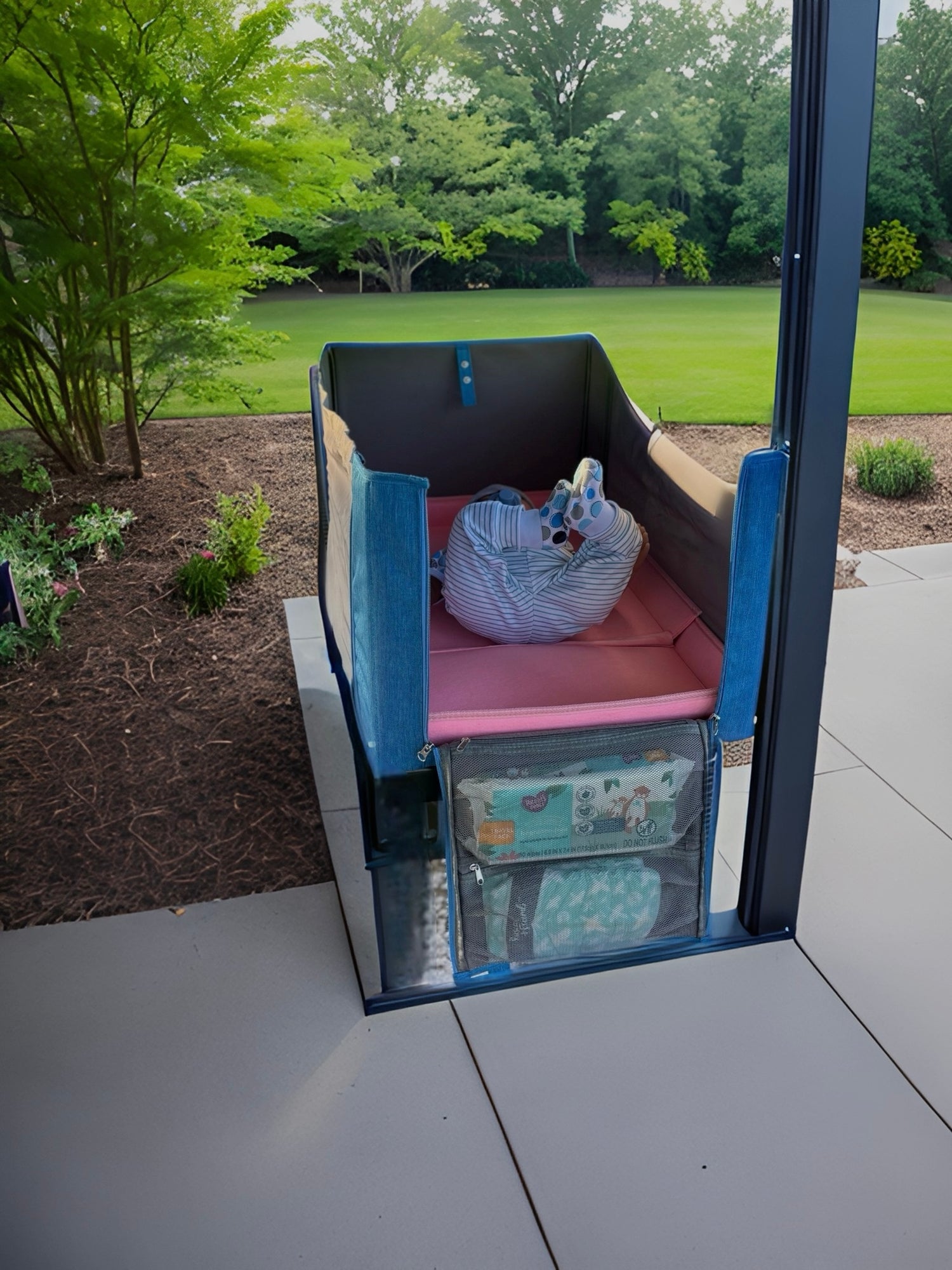 Little Privacy Changing Diaper Bag